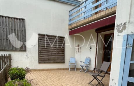 Filigramme MADAME Immobilier blanc – Voiron 3