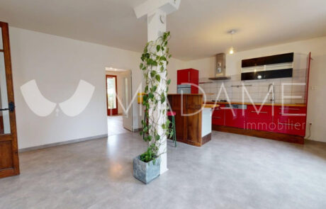 Filigramme MADAME Immobilier blanc – Voiron 8